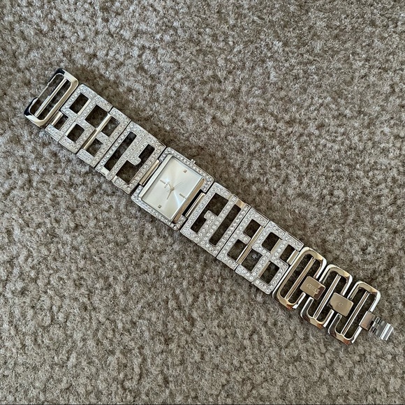 RARE ✨ GUESS Y2K Glam Watch Bracelet - Picture 9 of 12